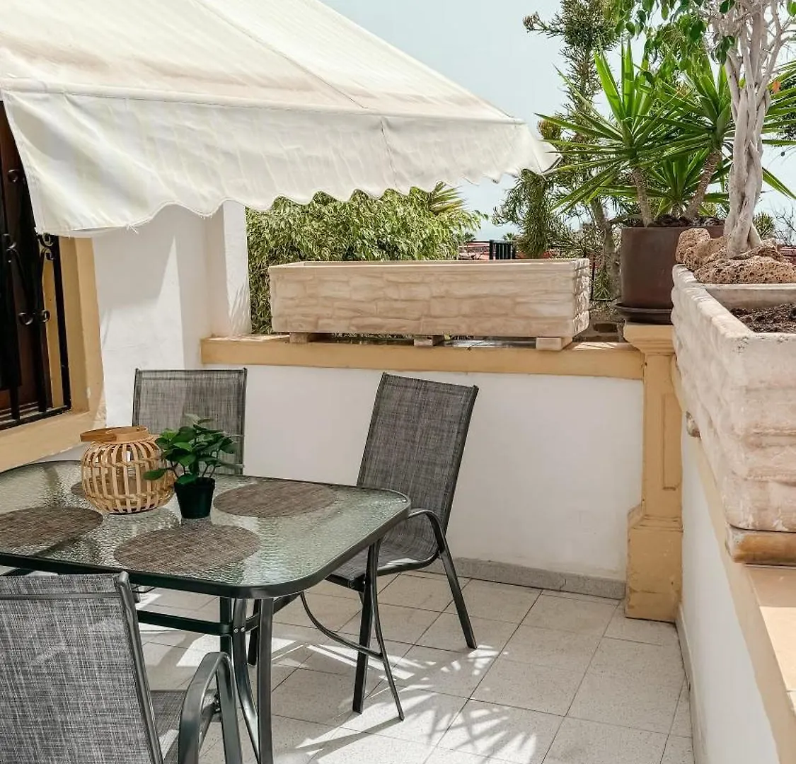 Seaescape With Ocean, King Size Bed, Wifi, Smart Tv, Free Parking 2 Pools Access Apartment Costa Adeje  Spain