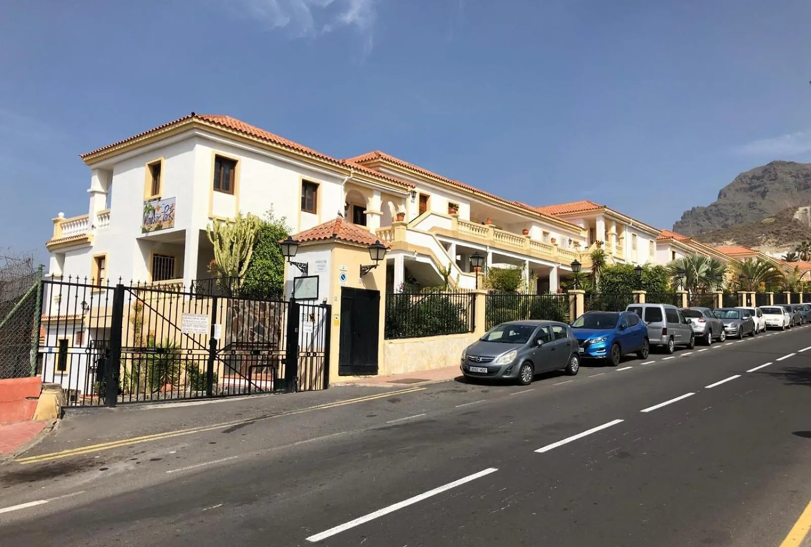 Seaescape With Ocean, King Size Bed, Wifi, Smart Tv, Free Parking 2 Pools Access Apartment Costa Adeje